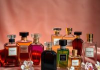 Perfumy wieczorowe: jak wybrać zapach, który podkreśli styl i zmysłowość każdej okazji